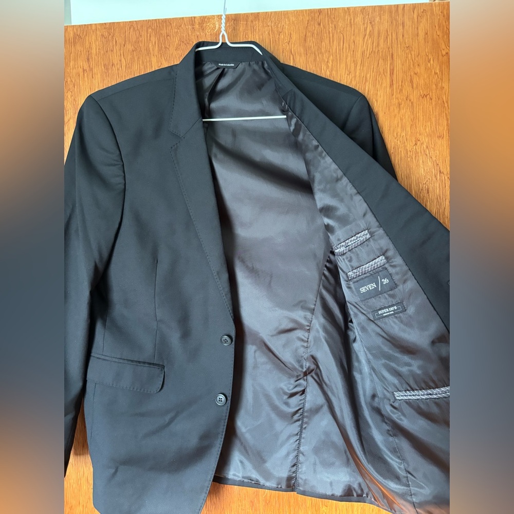 Men’s Tuxedo Jacket and Pants